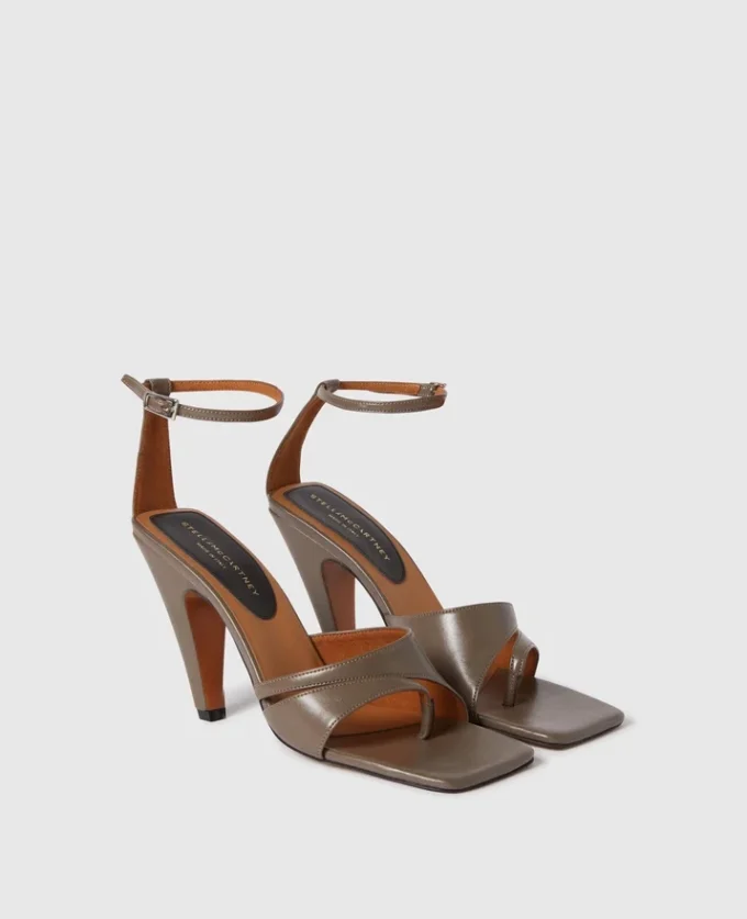 Stella Spur Pumps mit Absatz