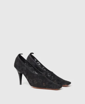Stiletto-Pumps mit quadratischer Spitze und Spitze