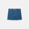 Stretch-Jeansshorts mit Fransen-Herz-Aufnäher