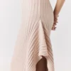 Strick-Maxikleid mit ausgestelltem Rock