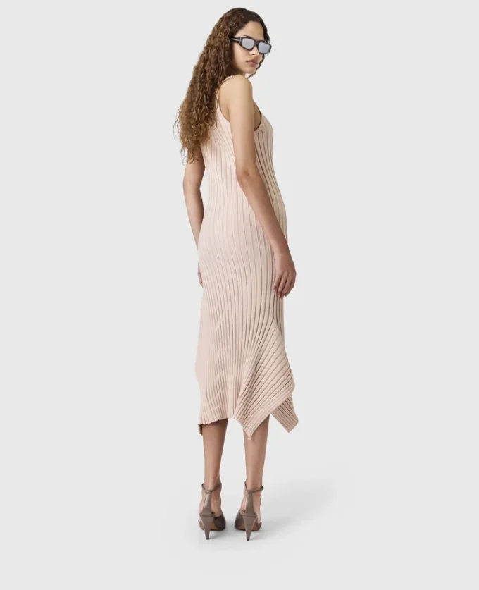 Strick-Maxikleid mit ausgestelltem Rock