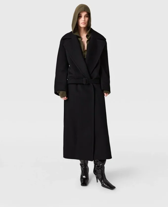 Trenchcoat mit Gürtel und farblich abgestimmter Schnalle