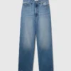 Verwaschene High-Waist-Jeans mit weitem Bein