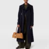 Zweireihiger Trenchcoat mit Gürtel